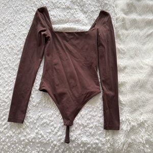 ARITZIA BABATON contour body suit